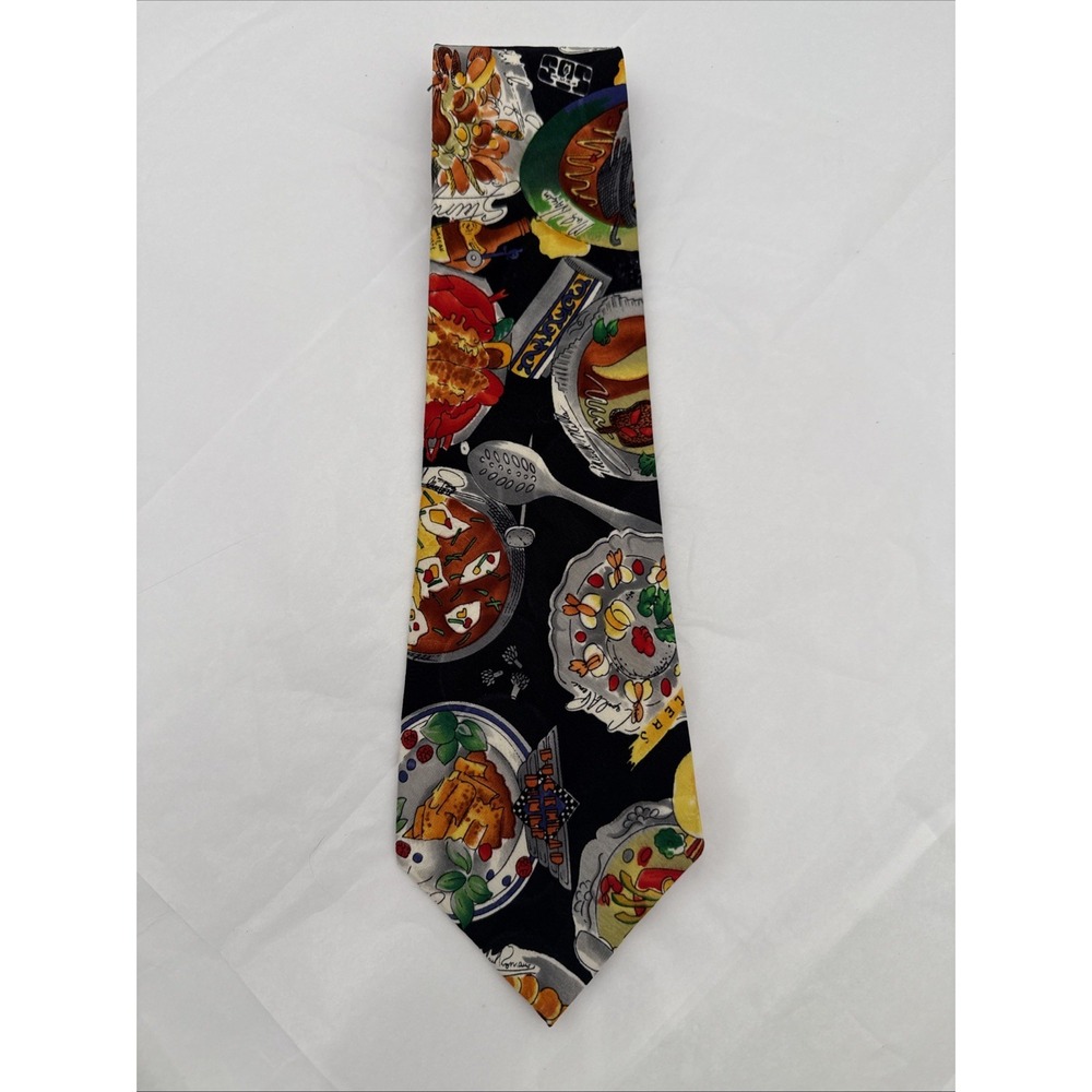 VTG 1992 Nicole Miller Hand Sewn Silk Tie Travel Food Hotel  Re‎ Lark Creek Inn